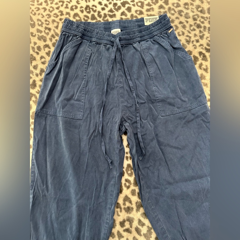 PINK Victoria’s Secret Easy Jogger in Old School Blue Size Small Women’s - Picture 7 of 17